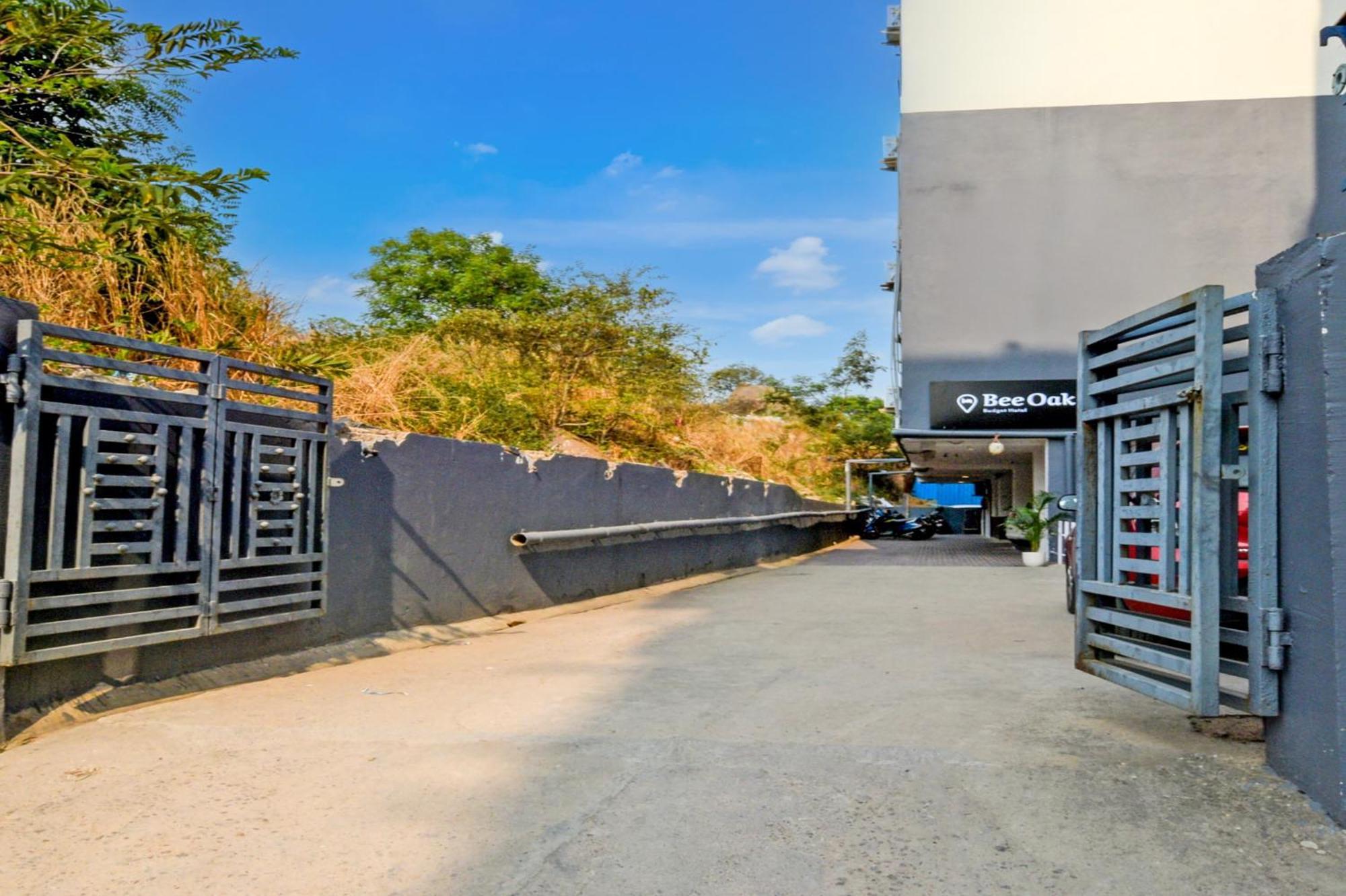 Hotel O Bee Oak Gachibowli Exterior photo