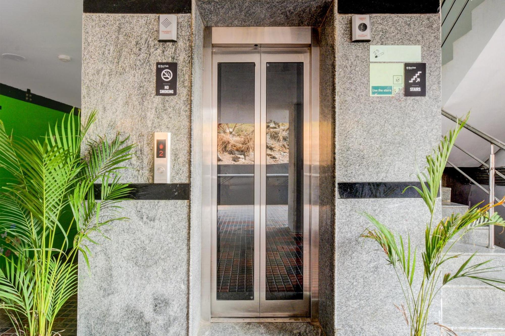 Hotel O Bee Oak Gachibowli Exterior photo